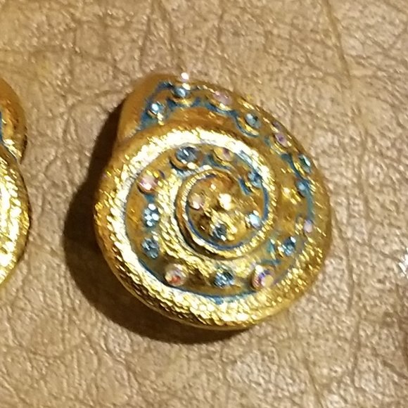 VINTAGE STATEMENT JOSE & MARIA BARRERA CRYSTAL SHELL BEACH CLUSTER GOLD EARRINGS - Picture 13 of 13